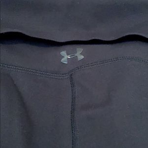 UA Hi-Rise Leggings.